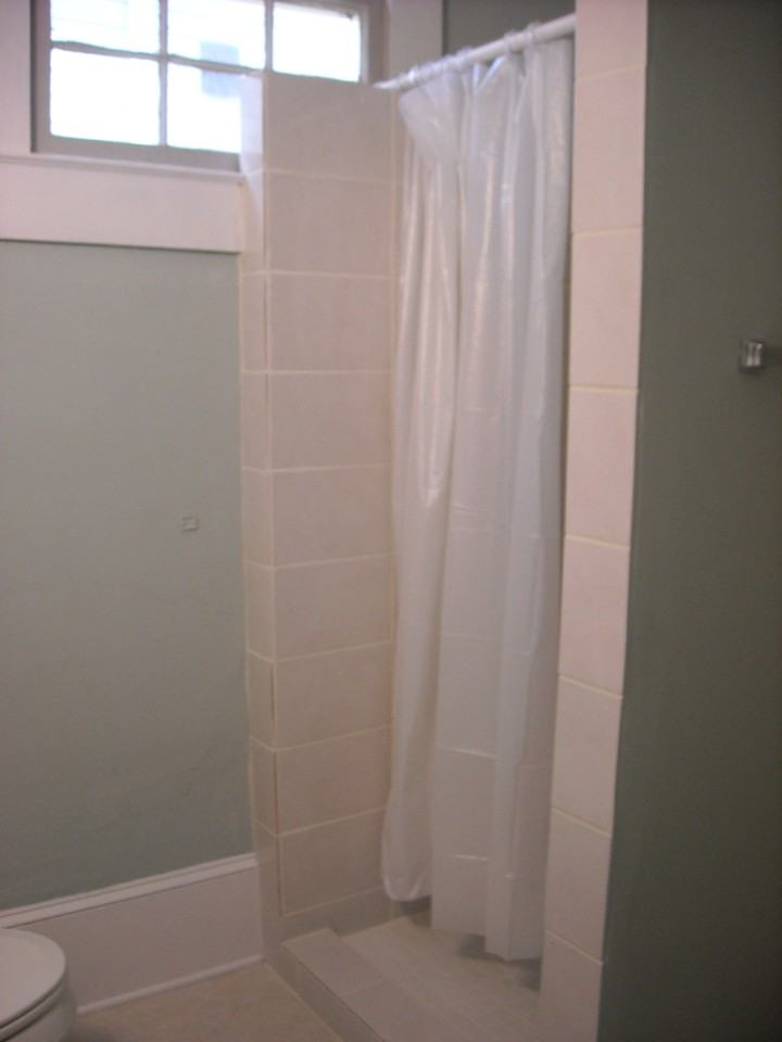 1044 State St Nw #NA - Photo 4 of 9
