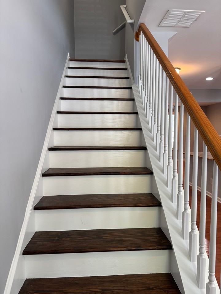 185 Galecrest Dr - Photo 5 of 16