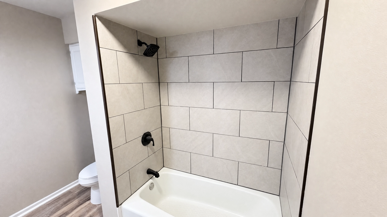 1127 Broadway Ave - Photo 4 of 12