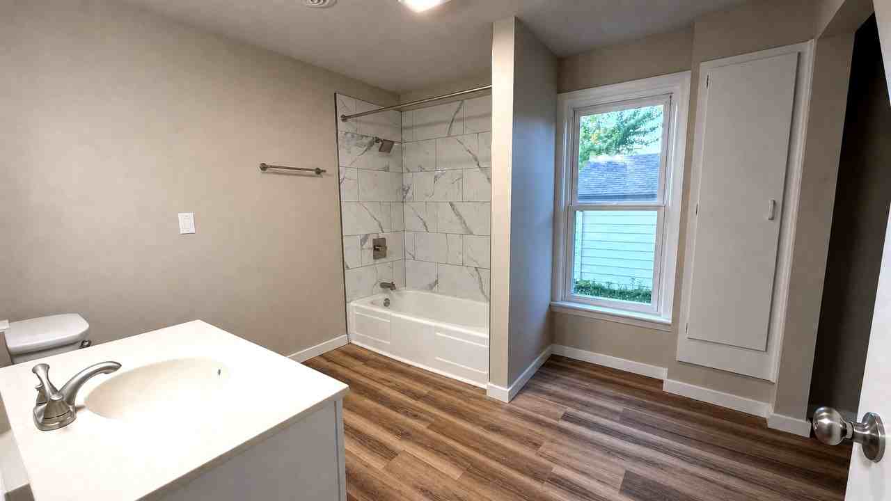 119 N Hickory St #NA - Photo 3 of 15