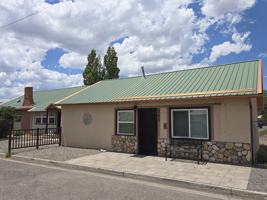 featured image of 990 6th St #4