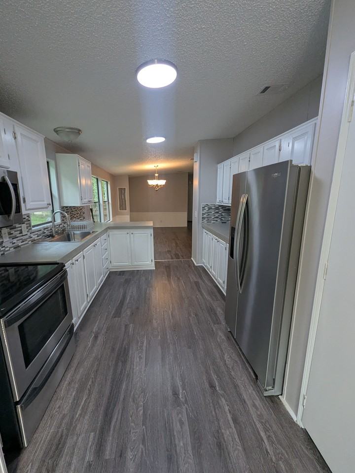 14734 Geneva Dr #NA - Photo 6 of 16