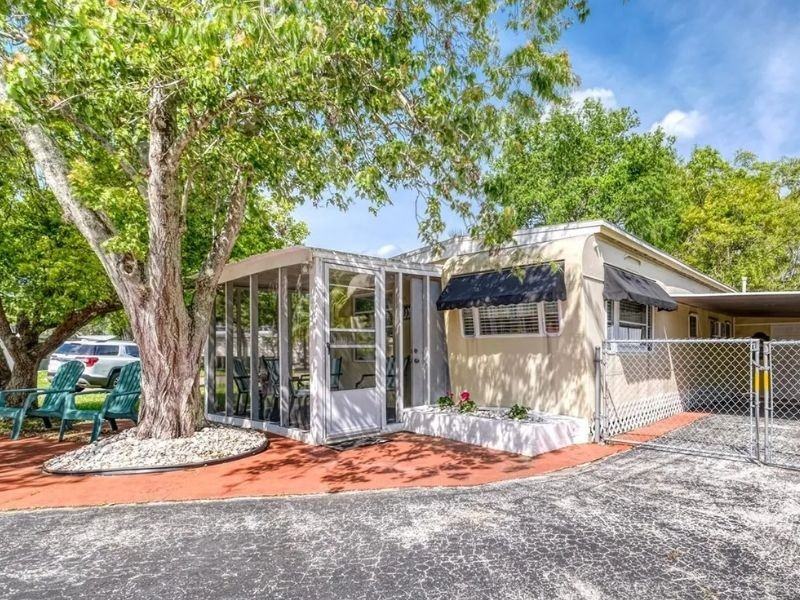 14465 Valentine Dr #NA - Photo 2 of 16