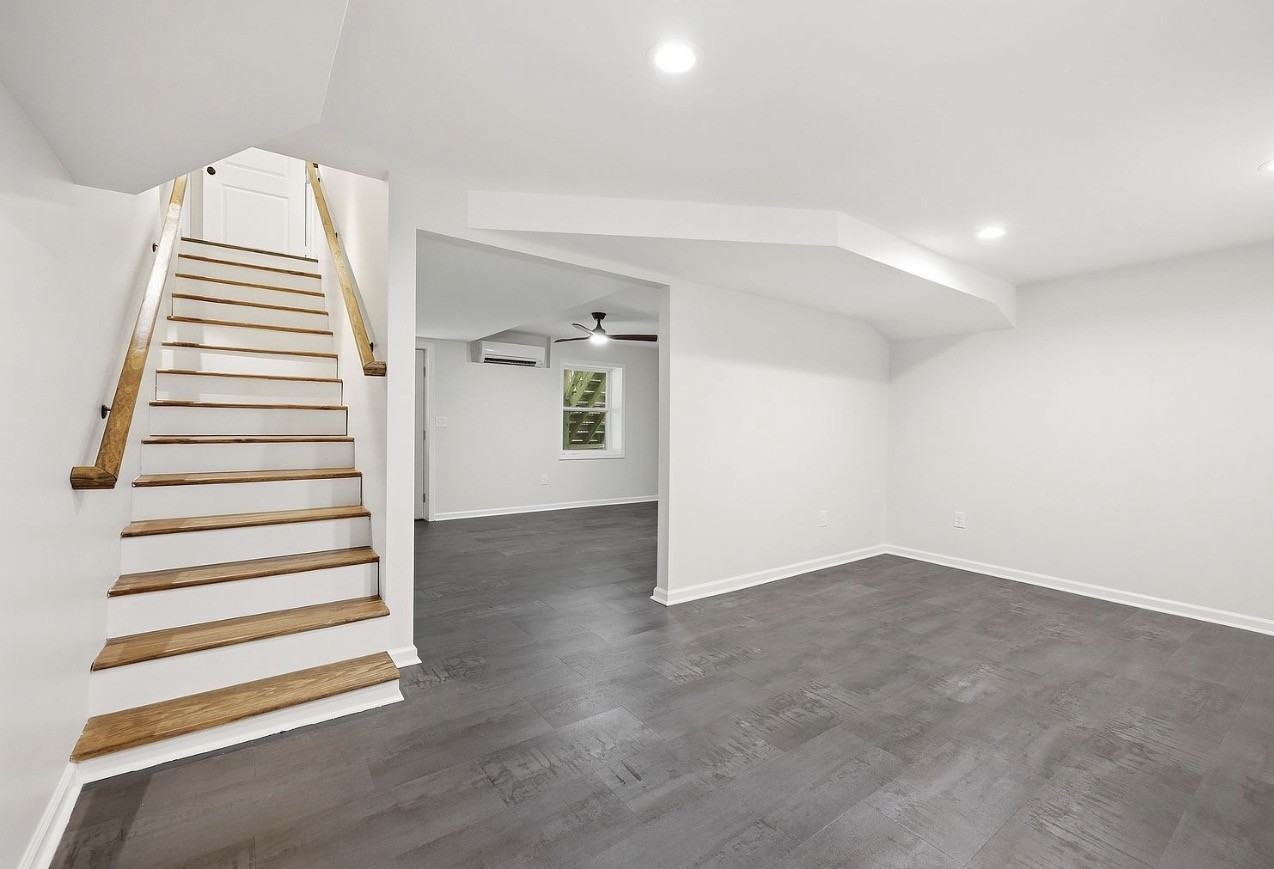 601 Gillespie St #NA - Photo 5 of 6