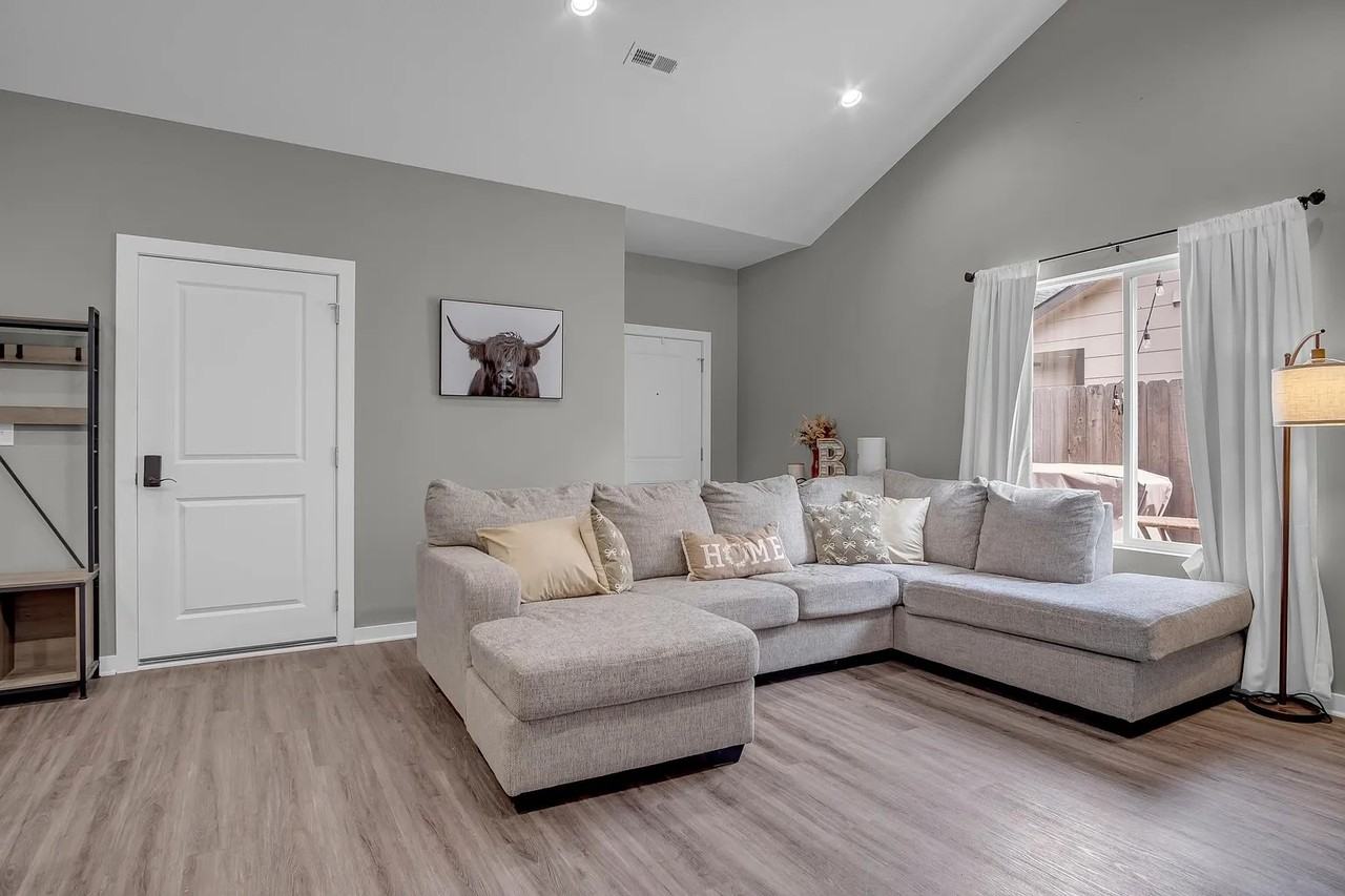 12123 W Shadow Lakes St #NA - Photo 4 of 13