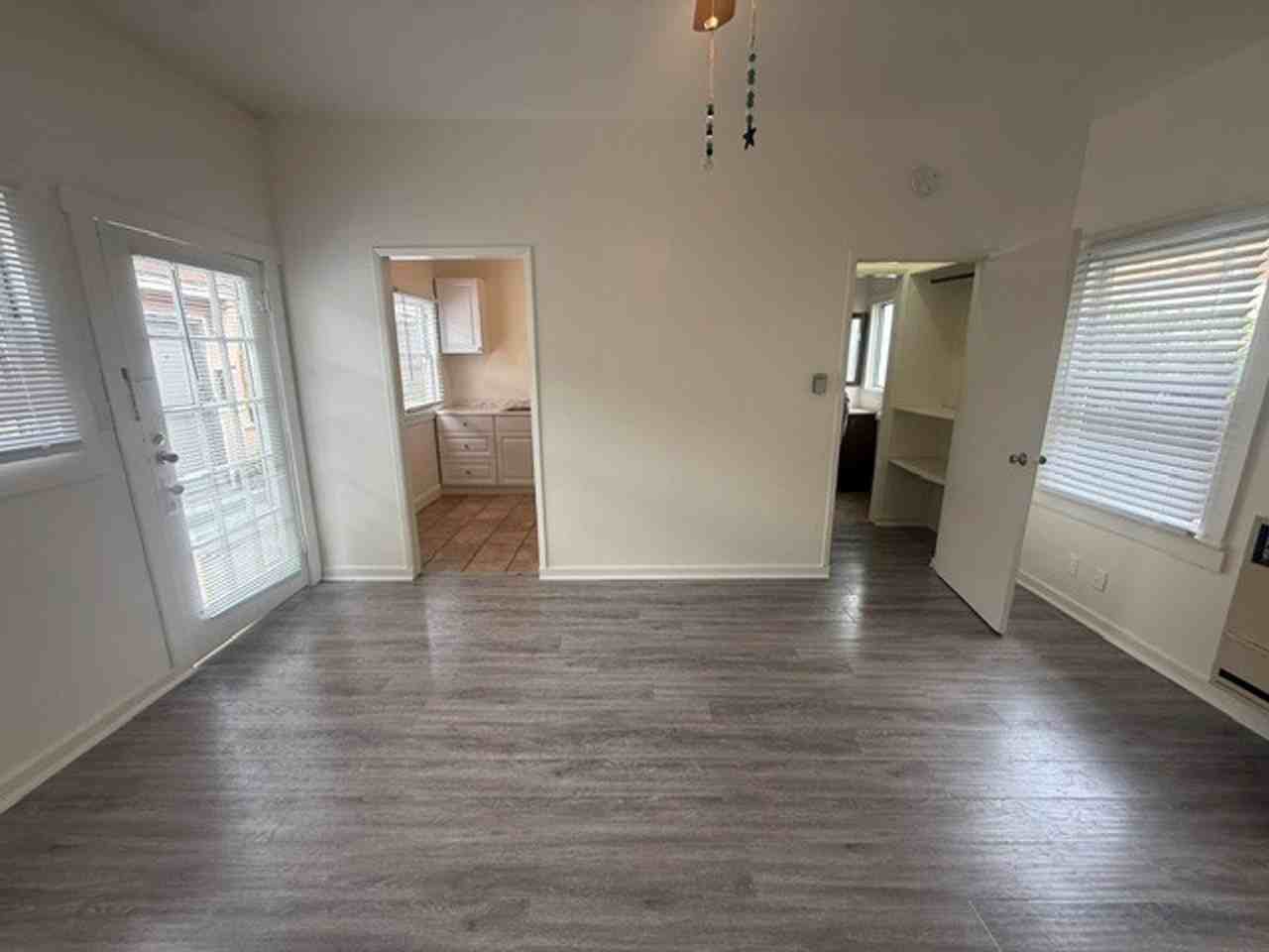 1058 Molino Ave. - Photo 2 of 9