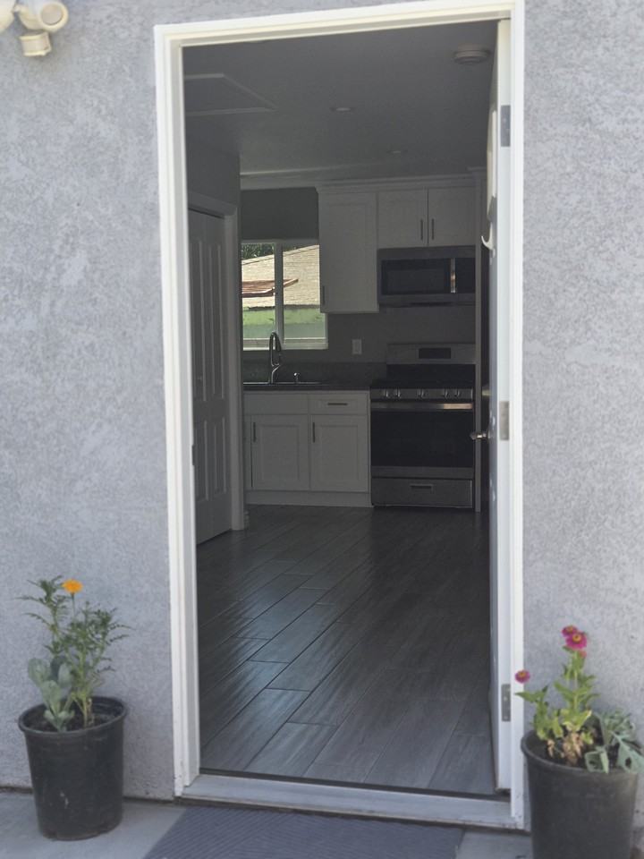 668 S Huntington St #NA - Photo 2 of 10