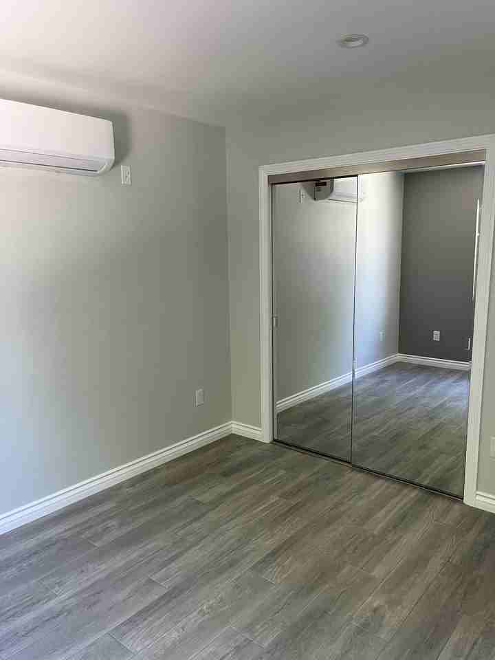 668 S Huntington St #NA - Photo 5 of 10
