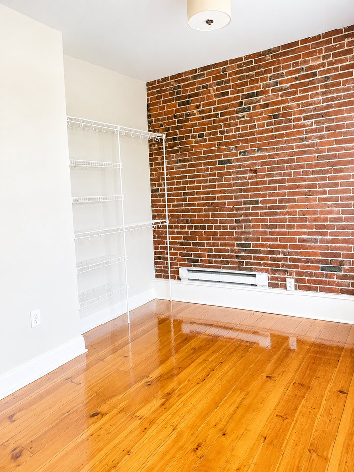 15 N Pleasant St #2S - Photo 2 of 10