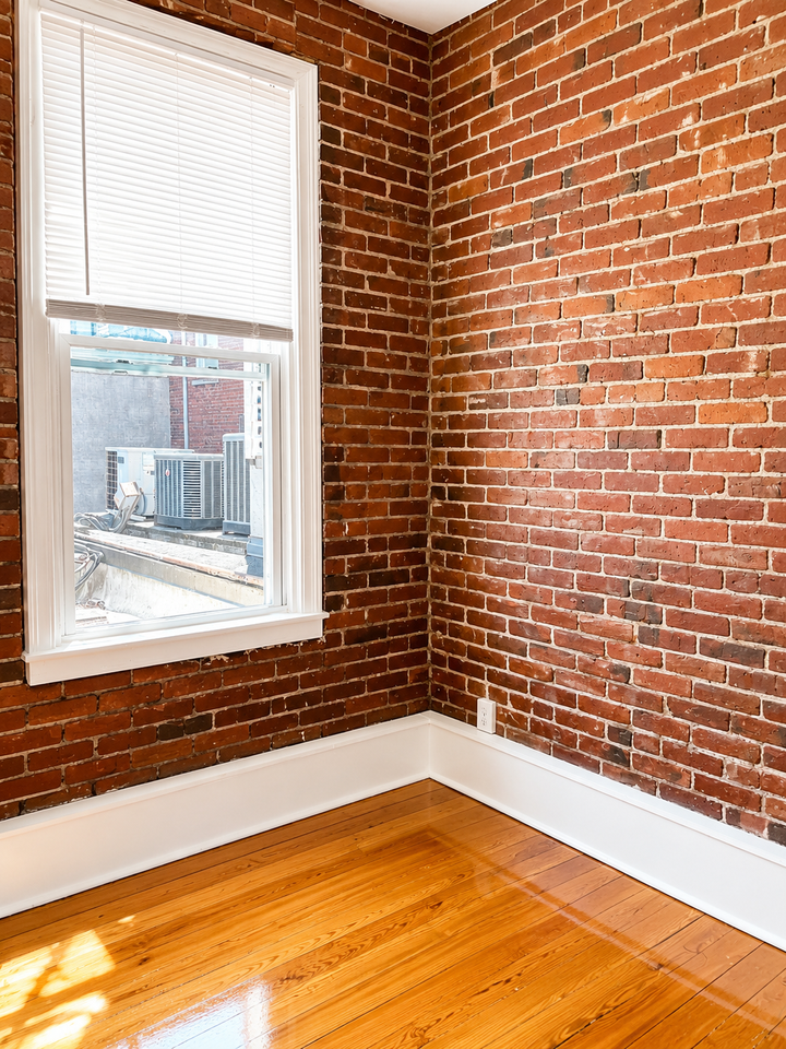 15 N Pleasant St #2S - Photo 7 of 10