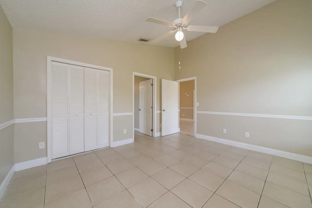 2902 Cool Breeze Circle - Photo 4 of 9