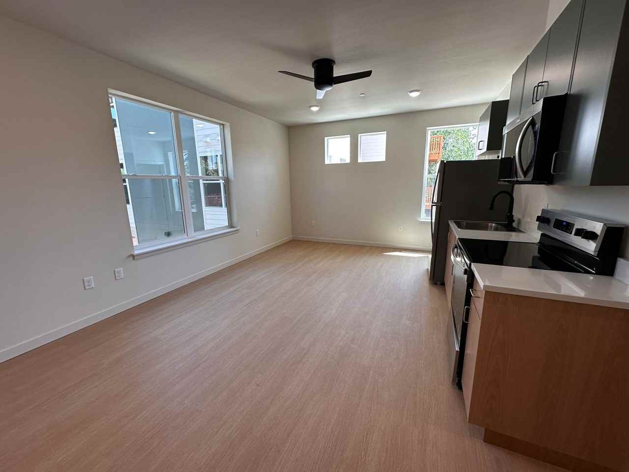 Waller St. Apt. - Photo 5 of 11