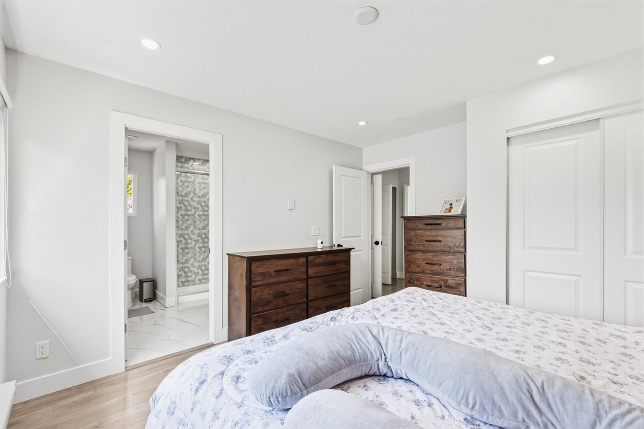 15691 20 Avenue - Photo 13