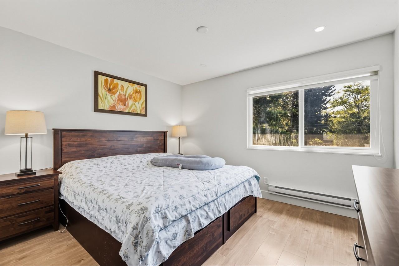 15691 20 Avenue - Photo 17