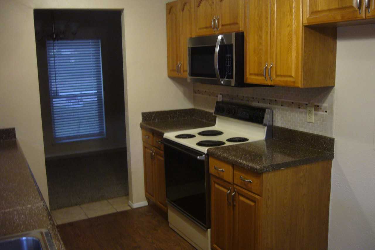 1109 Villa Downs Dr #NA - Photo 7 of 12