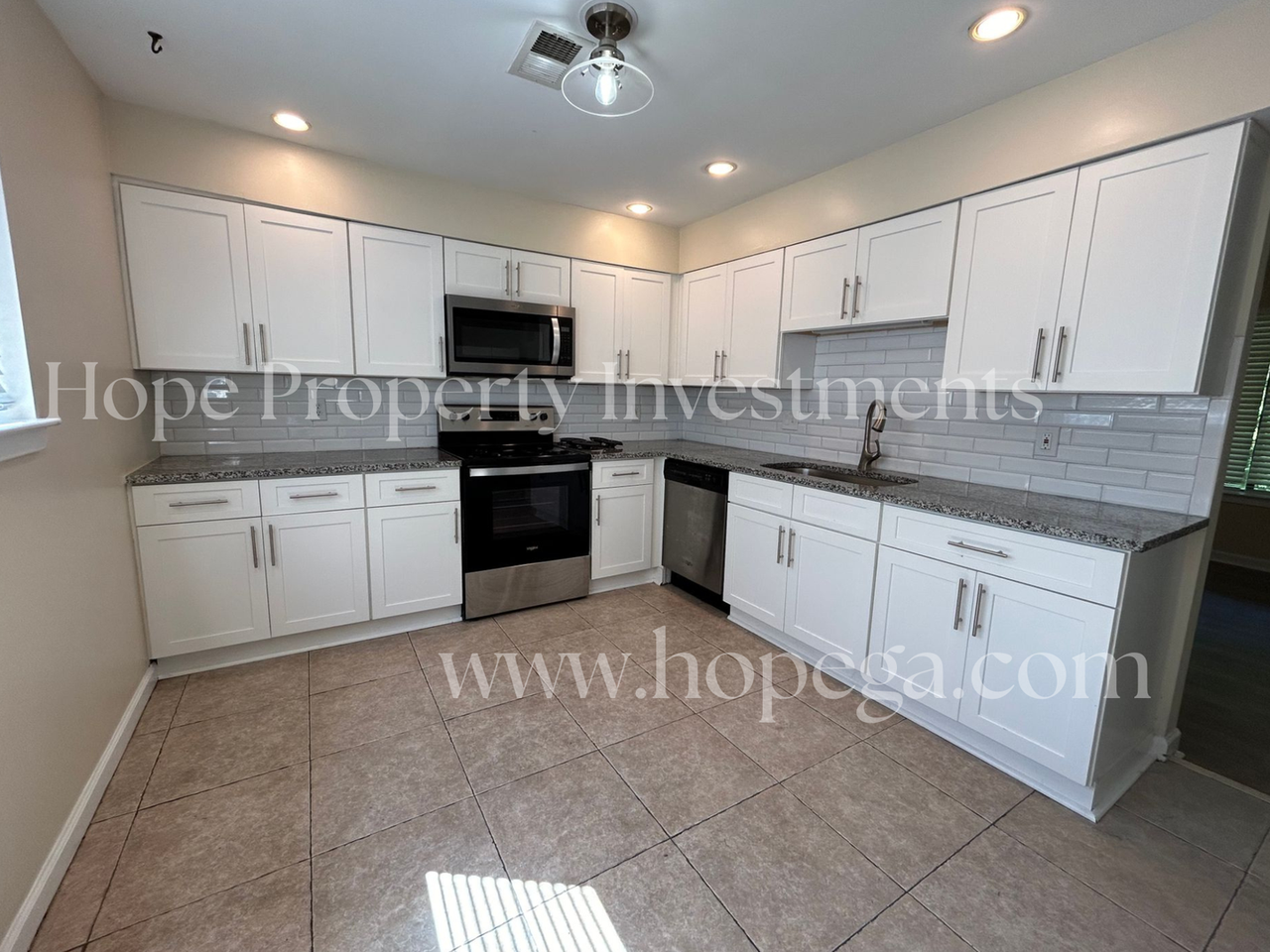 2 Northlake Cir - Photo 5 of 13
