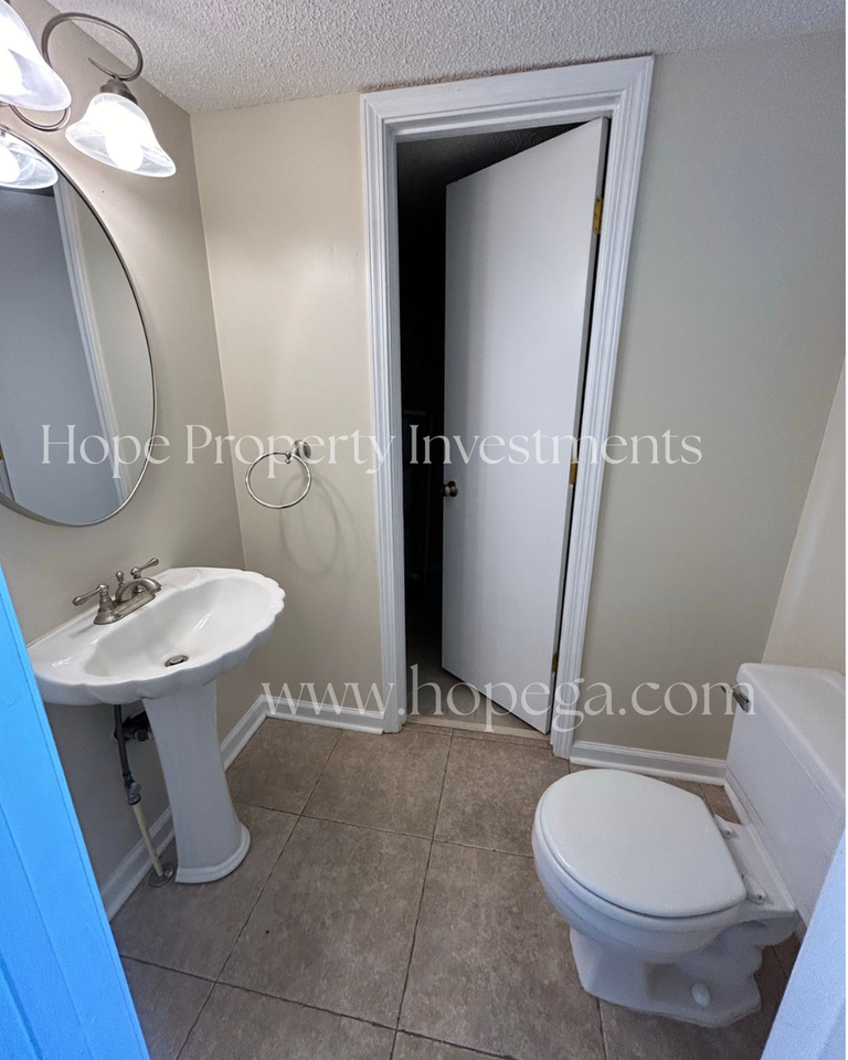 2 Northlake Cir - Photo 6 of 13