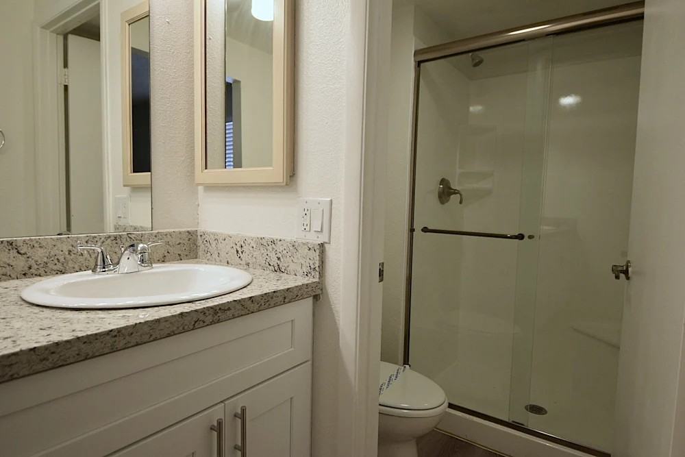 2303 West Waltann Lane - Photo 7 of 9