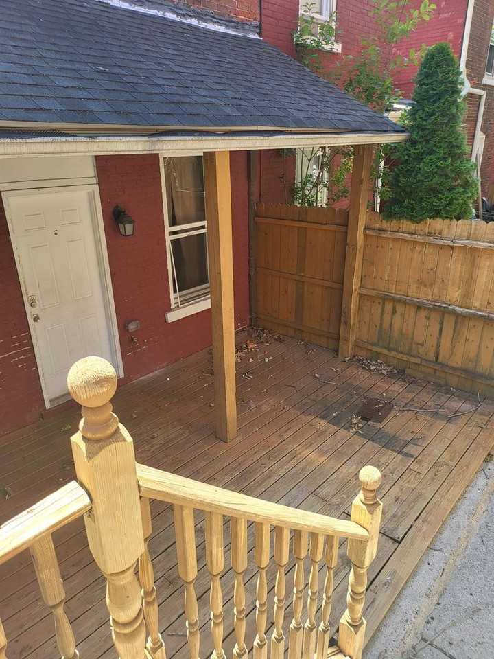 502 Cherokee St - Photo 2 of 2
