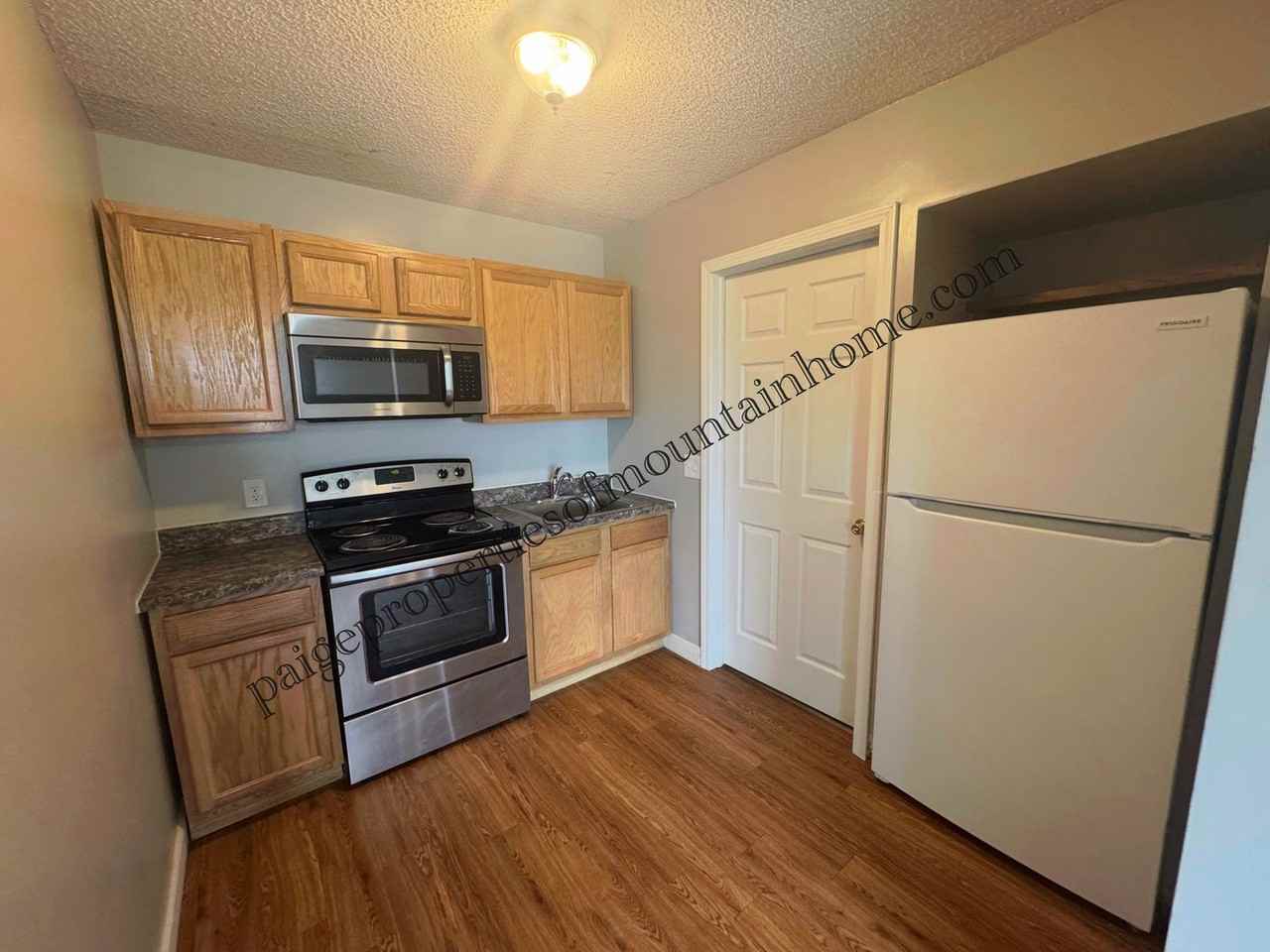 517/519 E. 13th Street - Photo 7 of 30