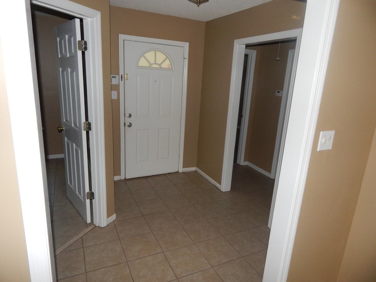 3740 Mulligan Rd - Photo 4 of 15