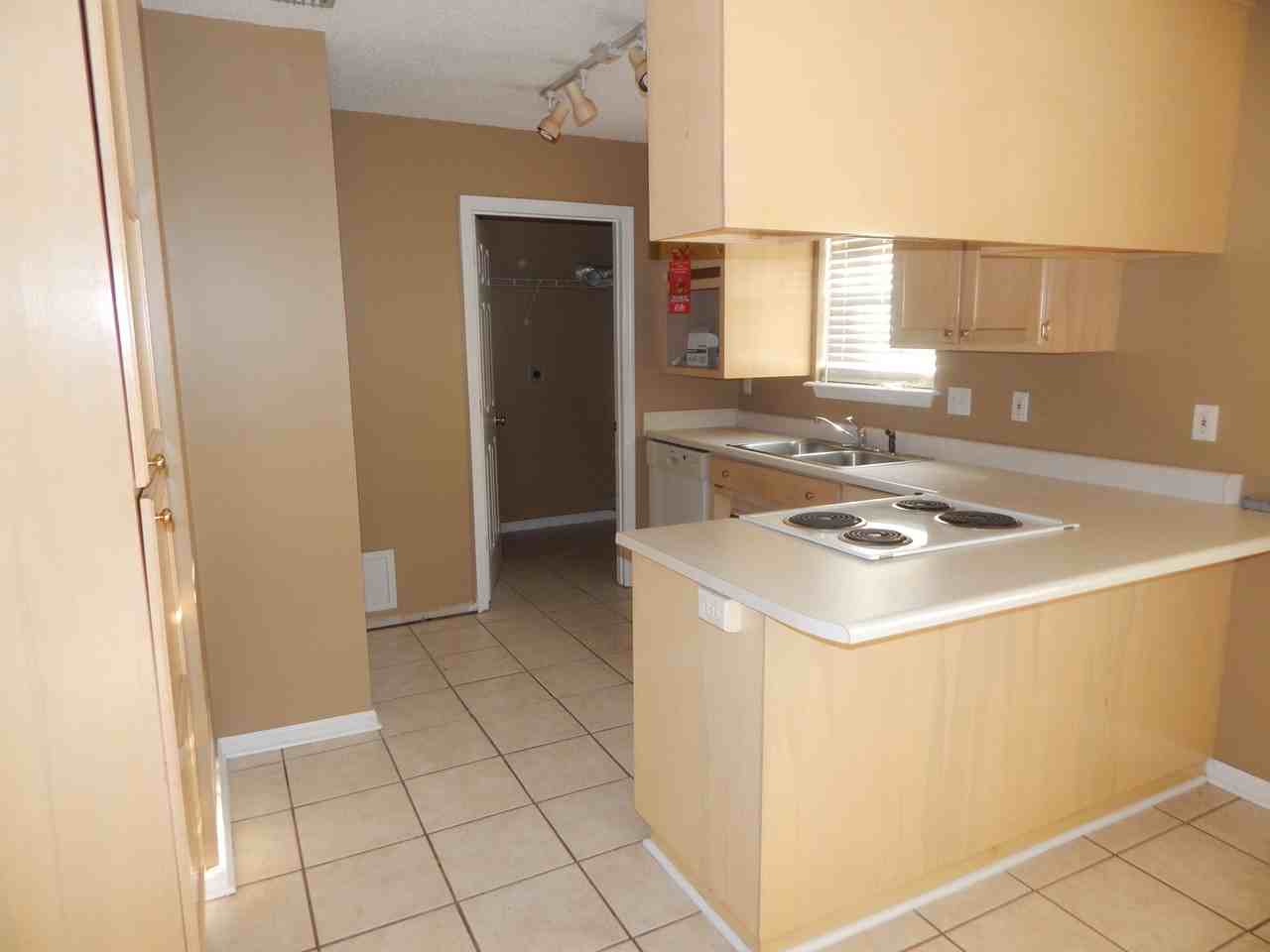 3740 Mulligan Rd - Photo 7 of 15
