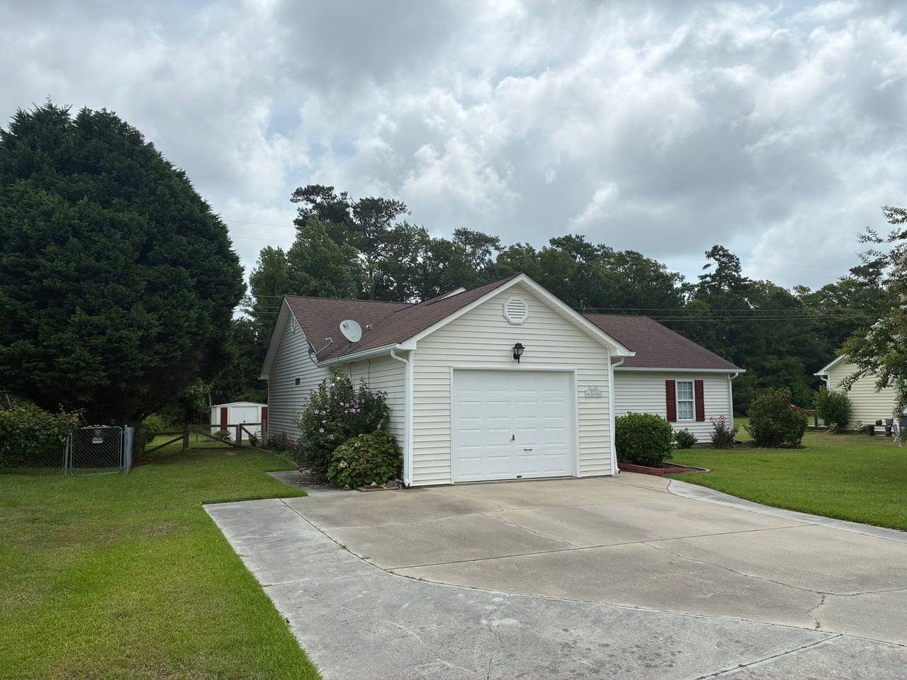 1663 New Bern St - Photo 2 of 38