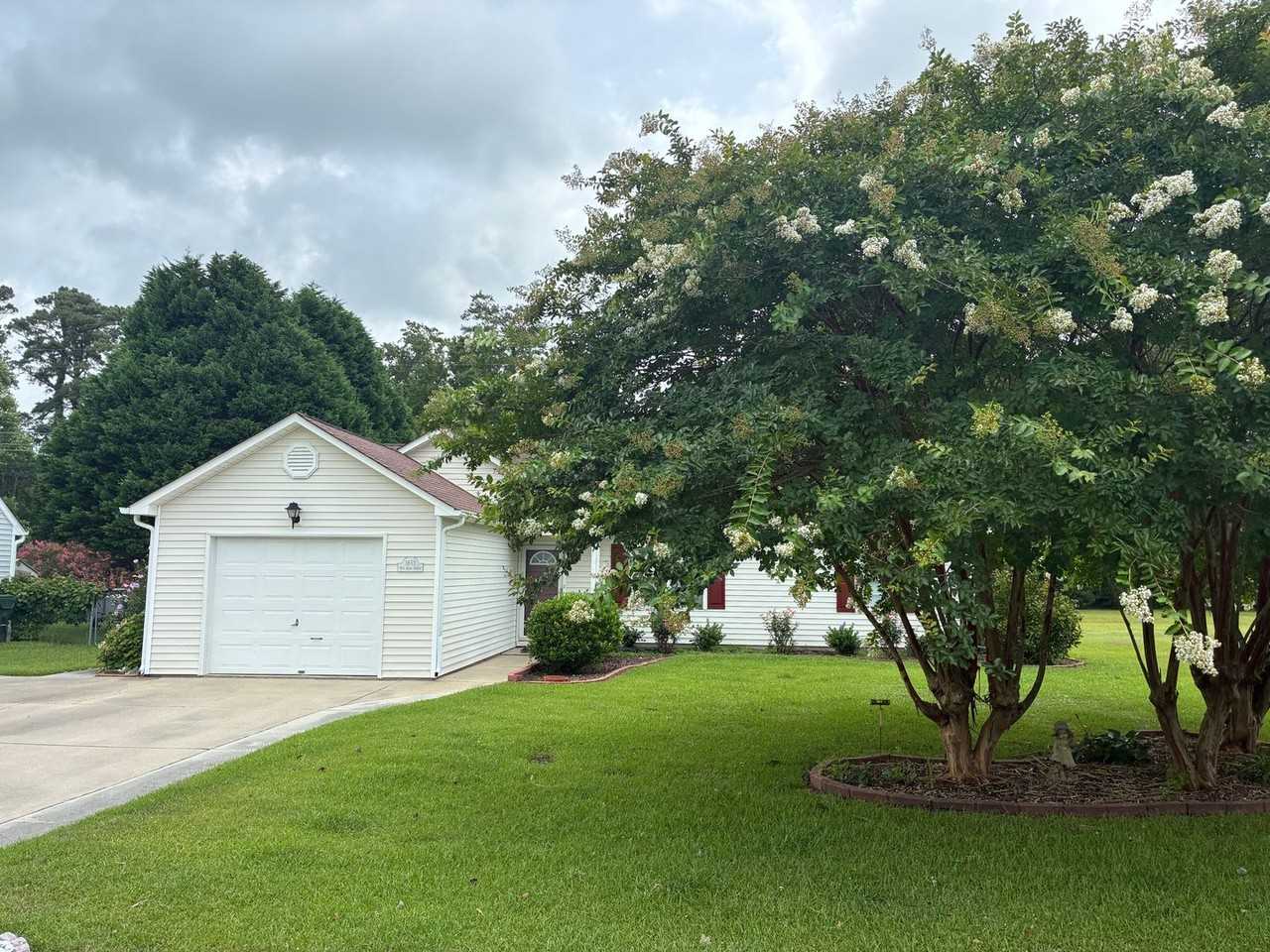 1663 New Bern St - Photo 3 of 38