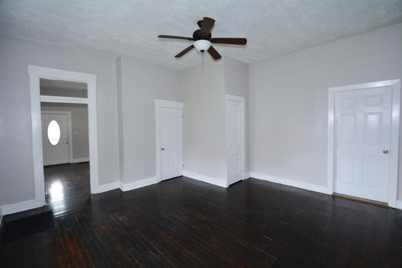 4582 Eastern Ave - Photo 5 of 14