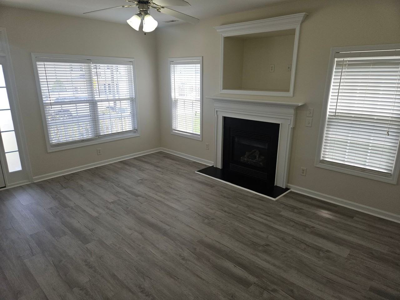 5900 Wynmore Rd - Photo 4 of 20