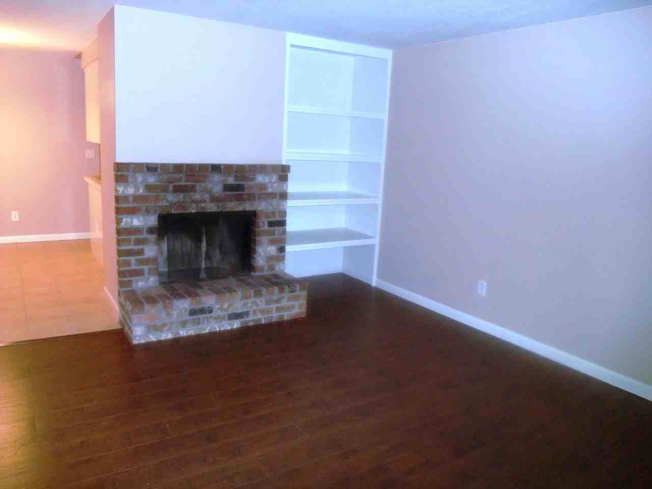 1135 Raffon Ct Se - Photo 6 of 9