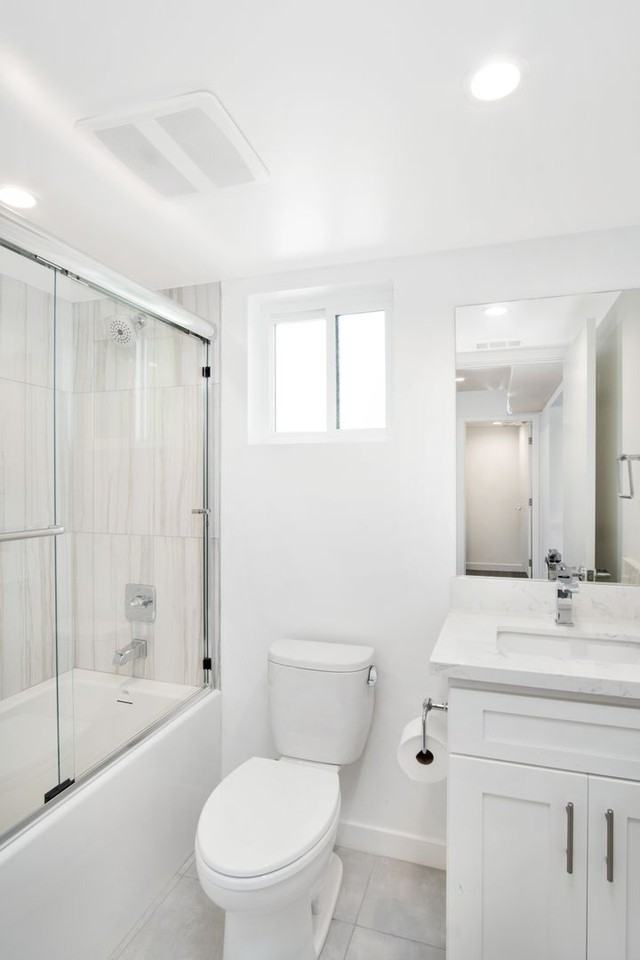 10924 1/2 Hesby St - Photo 6 of 13