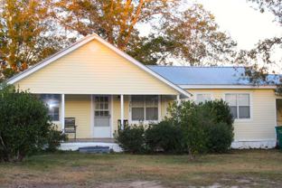3674 Veteran Rd - Photo 1 of 1