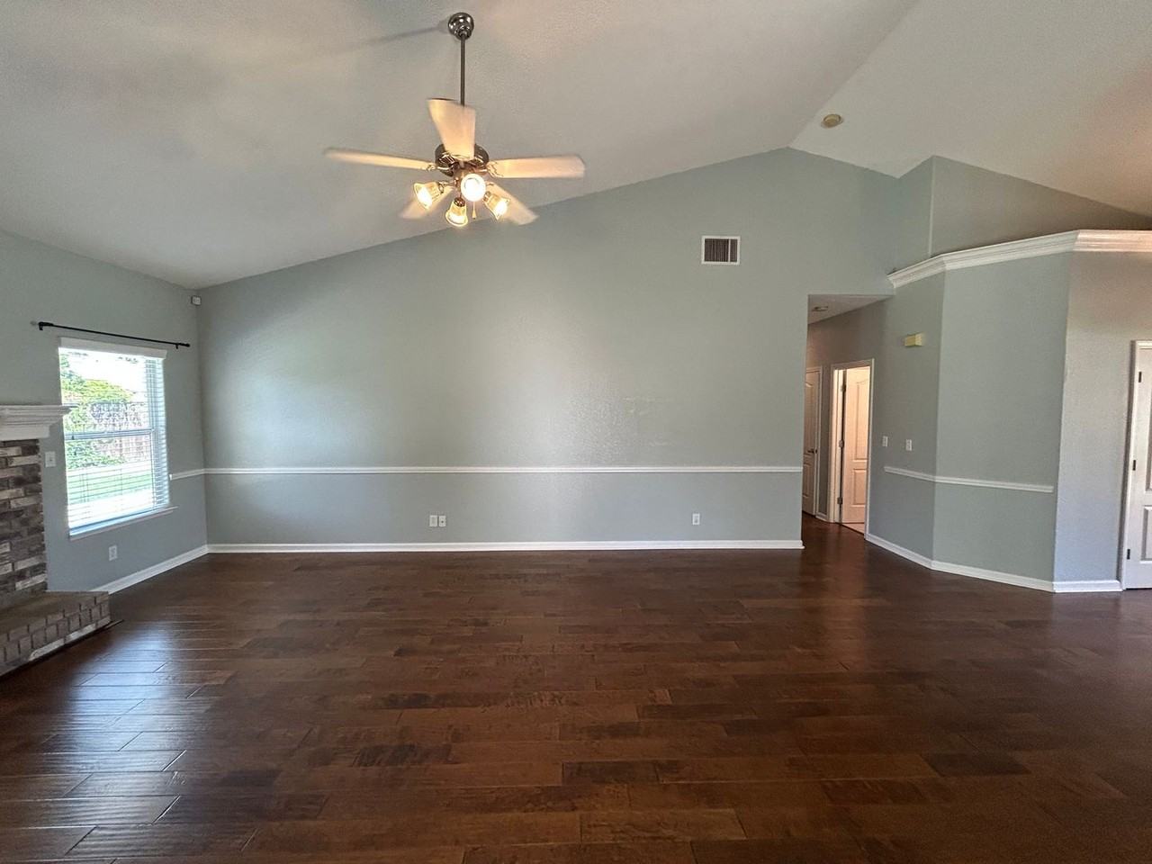 5032 W Modoc Ave - Photo 4 of 22