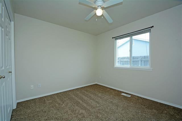31 N State St - Photo 6 of 25