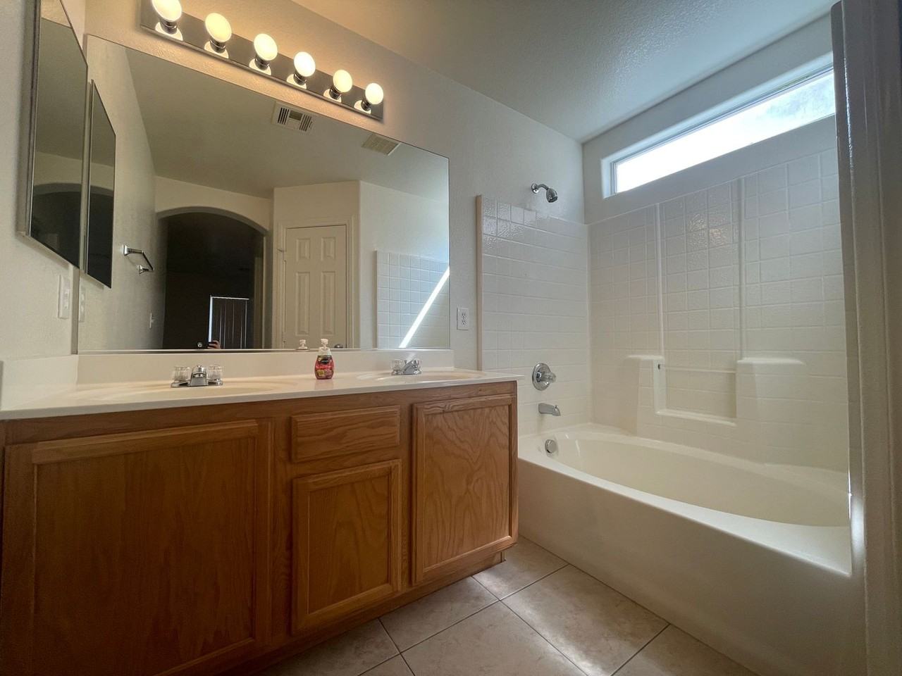 5038 Desert Dandelion Ct - Photo 7 of 9