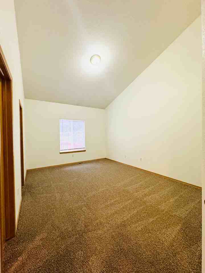 4152 Lookout Dr - Photo 6 of 17
