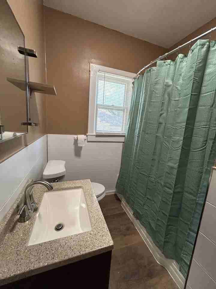 109 W Lindburg St - Photo 6 of 12