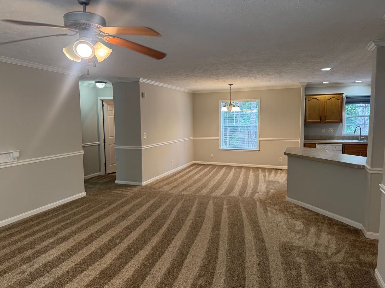 5488 Rigsby Rd - Photo 3 of 32