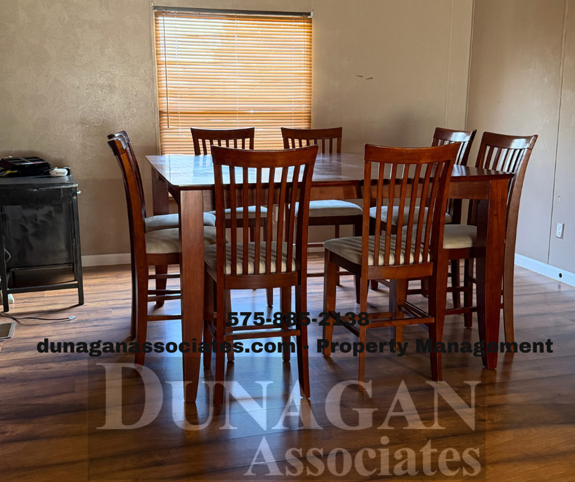 301 E Rose St - Photo 3 of 10