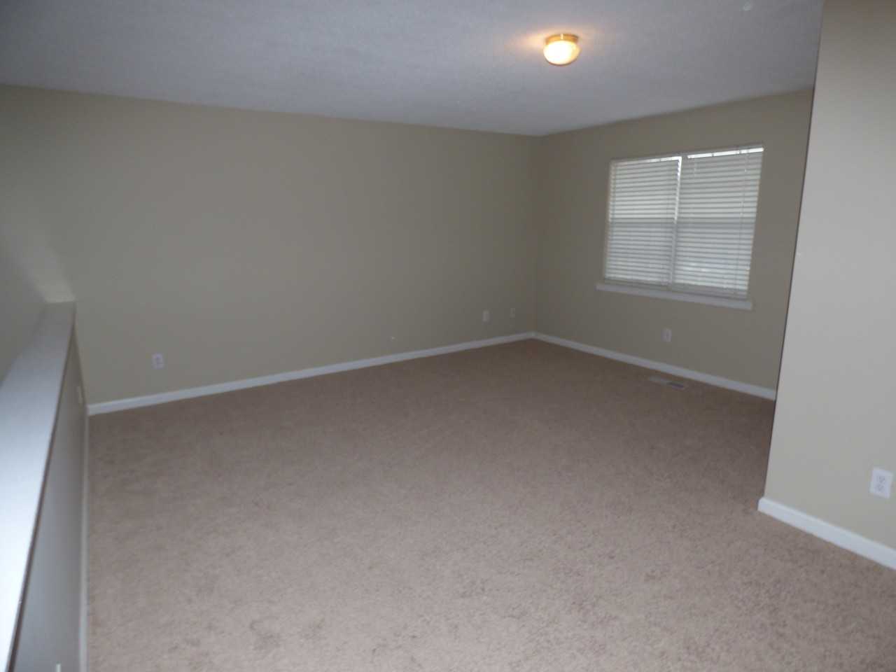 205 Brookhollow Dr - Photo 5 of 9