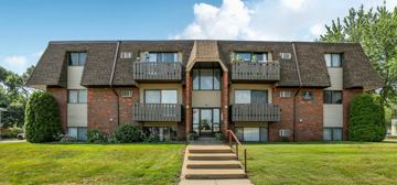 featured image of 250 Pine St
