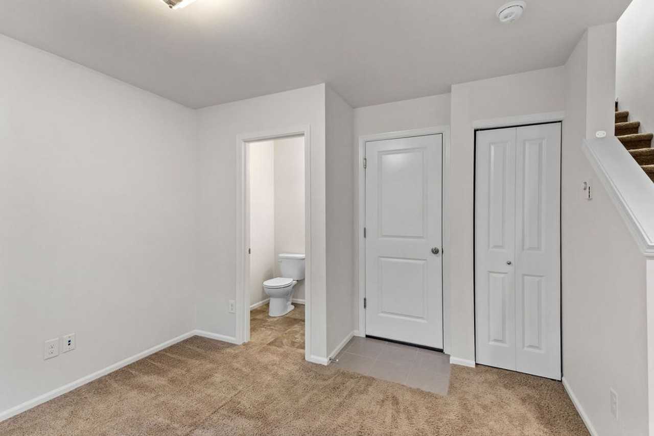 3417 30th Dr - Photo 4 of 40