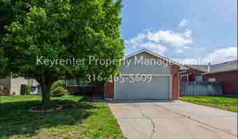 featured image of 1610 E Summerwood St