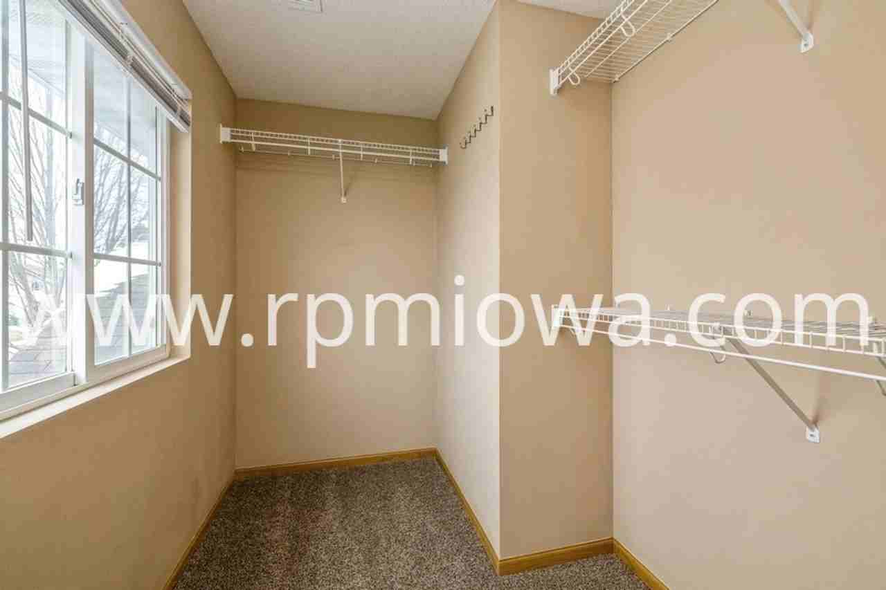 9315 Kingman Dr - Photo 2 of 16