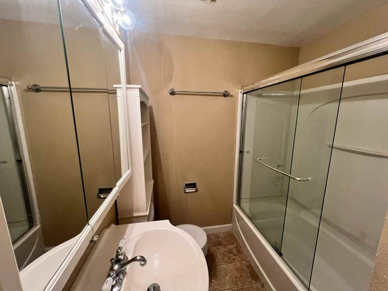 1050 I St - Photo 5 of 7