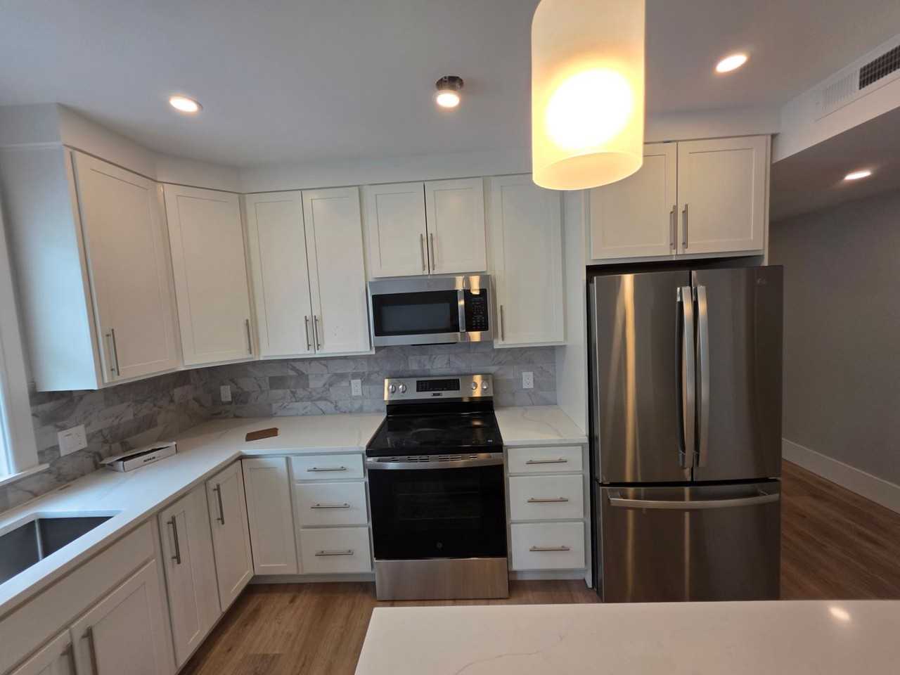12 Holton St - Photo 6 of 19