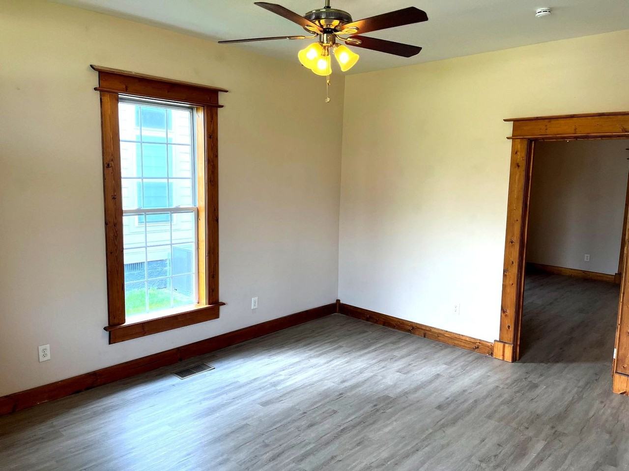 4805 Illinois Ave #A - Photo 3 of 14