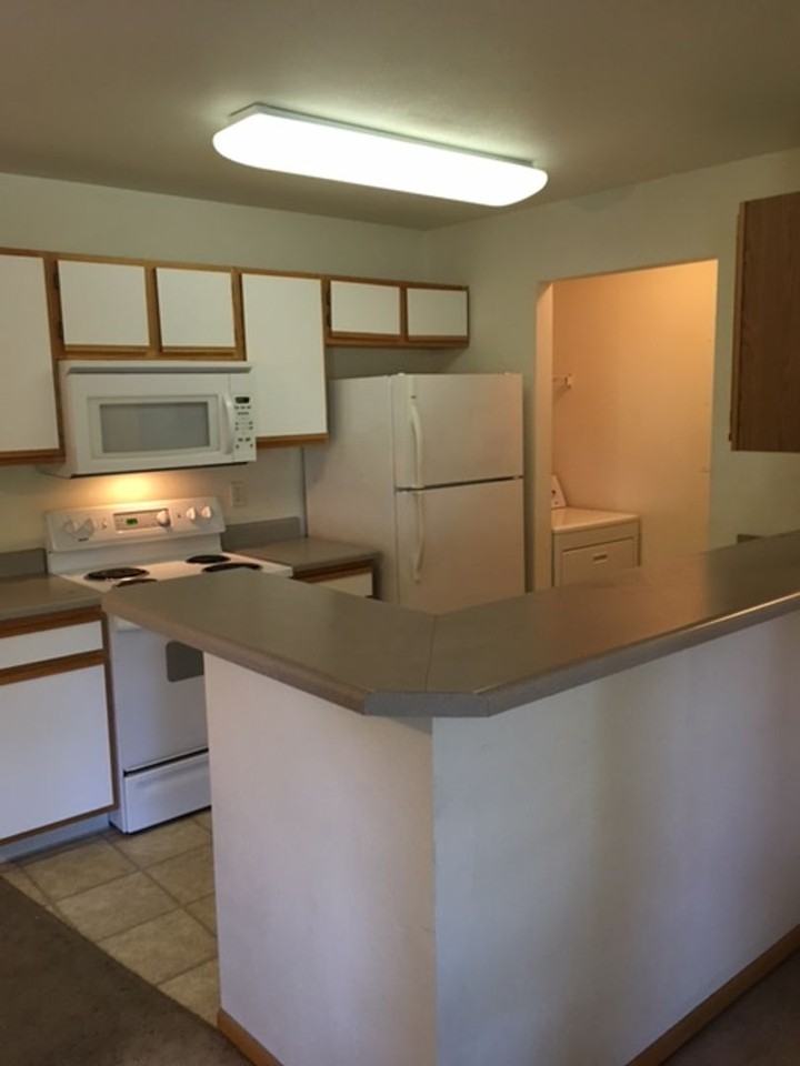 2226 2226 W Eliabeth Street C204 - Photo 2 of 5