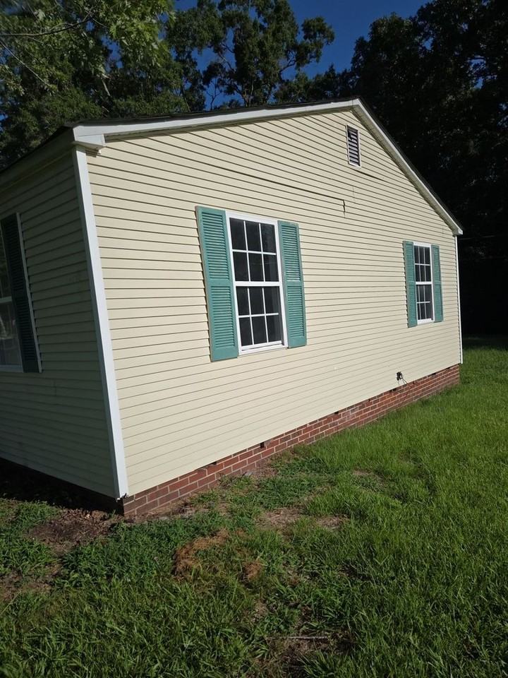 3193 Flat Creek Rd - Photo 3 of 16